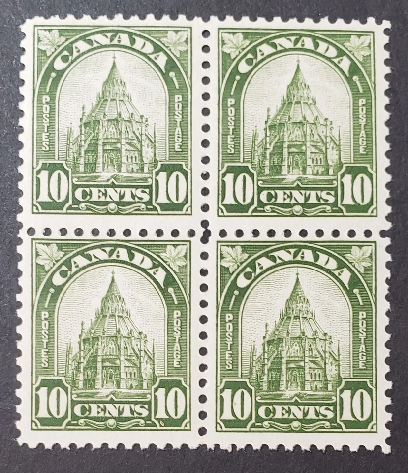 Stamps Canada Mint: #173  10c olive green Geo. V Arch Issue blk. of 4  Fine MNH - Image 1 of 1