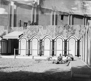 JUAN LES PINS c. 1947 - 3 Négatif 6x6 - PROV 305 - Picture 1 of 3