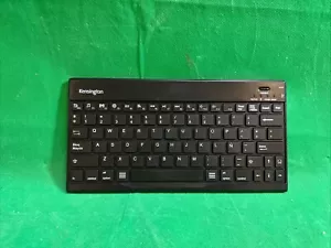 Teclado Español Bluetooth KENSINGTON KEYFOLIO PRO 2 UNIVERSAL Modelo-M01144 - Zdjęcie 1 z 3