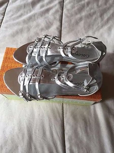 NEW!!! Coconuts by Matisse Gladiator Sandals , Silver 8M - Picture 1 of 4