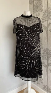 Vestido negro Monsoon Chloee BNWT adornado a mano lentejuelas artesanal talla Uk 14 - Imagen 1 de 11