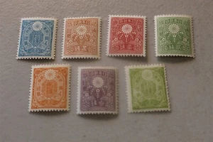 JAPAN SECOND TAISHO REVENUE STAMPS SET OF 7 SEN VALUES NH - Picture 1 of 2