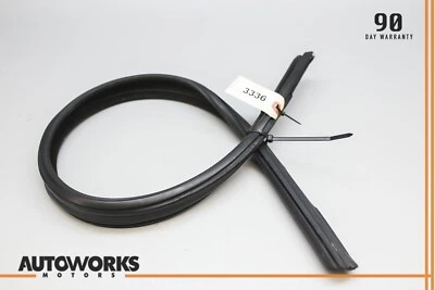 83-91 Porsche 944 Front Left Driver Side Door Outer Weather Rubber Seal OEM - Image 1 of 4