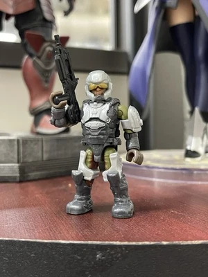 UNSC Marine Post War Silver Armor Halo 4 Spartan Ops Gek Lhar Mega Construx - Image 1 of 2