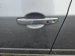 Manija puerta exterior izquierda nissan altima 07 08 09 10 11 12 13 - Imagen 1 de 1