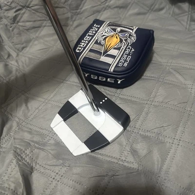 Nice Odyssey Ai-One Cruiser Square 2 Square Jailbird Center Shaft Putter 38"+ HC - Image 1 of 4