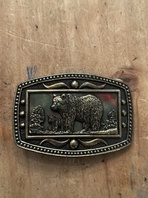 Hebilla de cinturón holográfica de latón vintage CII New York Bear And Cub Foto 1 de 2