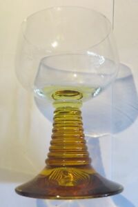 1 verre à vin blanc avec base jaune – 0,2 l ASA
