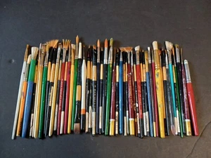 50 SURTIDOS PINCELES DE PINTURA DE ARTISTA VINTAGE, LOTE DE PATRIMONIO~Múltiples marcas 1 - Imagen 1 de 5