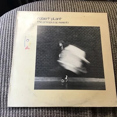 ROBERT PLANT THE PRINCIPLE OF MOMENTS 1983 LP ATLANTIC PRINT VINTAGE VINYL 8TRX - Image 1 of 4