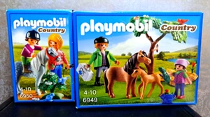 Playmobil Country - 6949 Pony Mother with Foal + 6950 Pony Walk - New - Picture 1 of 2