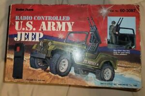 Radio Shack 1/16 Scale US Army Jeep RC Toy  #60-3087  Vintage