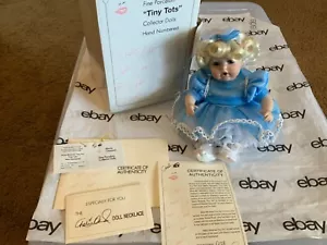 Marie Osmond Baby Miracles Tiny Tot Porzellan Puppe Originalkarton, COA - Bild 1 von 4
