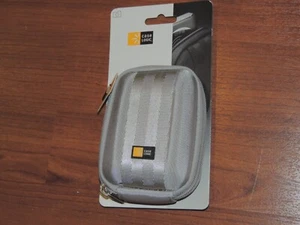 Neu - Case Logic QPB-201 Kameratasche Reisetasche - 085854218429 4,5" x 3" x 1,25" - Bild 1 von 1