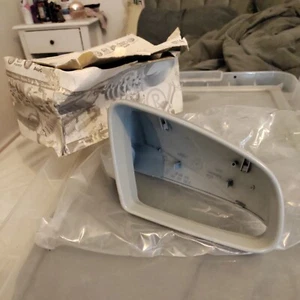 audi a4 wing mirror cover 8e0857508 B - Picture 1 of 2