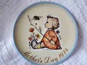 VTG Hummel Mother's Day 1974 Plate "The Bumblebee" W. Germany MOTHERS DAY GIFT - Picture 1 of 6