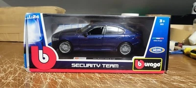 Burago Alfa Romeo Giulia 1/24 - Immagine 1 di 4
