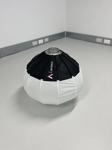 Aputure Lantern Softbox - 26'' Soft Light Modifier - Picture 1 of 7