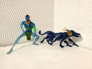 Figuras de acción Avatar Jake Sully Lights Up & Thanator Na'Vi 2009 Pandora Toys  - Imagen 1 de 10