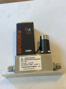 Brooks SLA5851S1DAA1C2A1N4FBAA3A Air Smart II Massenstromregler 100SCFH - Bild 1 von 6