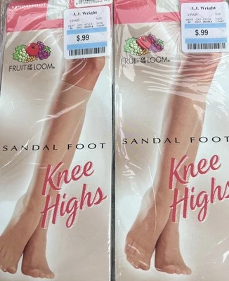 Fruit Of The Loom Sandalfoot Knee Highs Sized A/B Off white  4 PAIRS (2PK) 2002 - Image 1 of 4