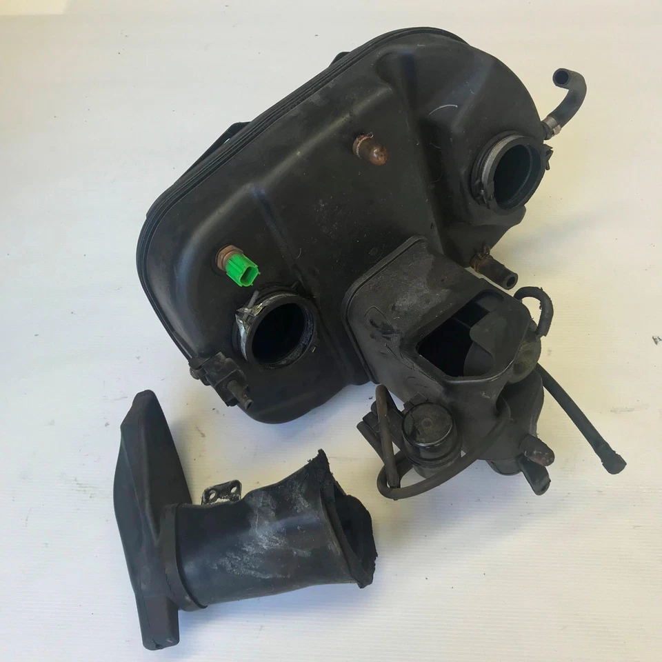 Air intake box airbox with sensors CAGIVA RAPTOR 1000 M2 2005 — 第 1/4 张图片