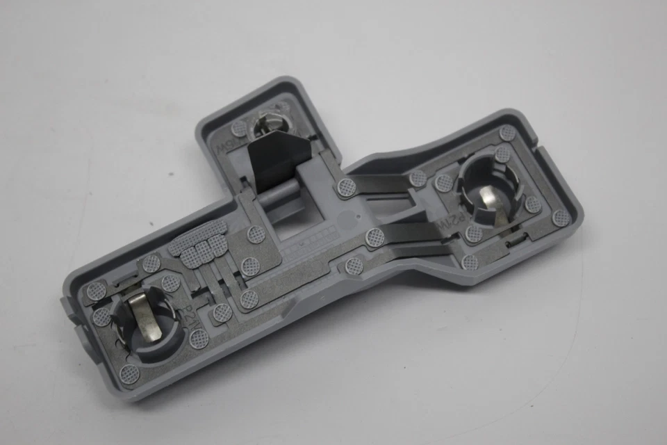 Audi A6 4G C7 Avant Rear NS Left Inner Tail Light Bulb Holder 4G9945221A