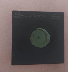 Motorola MC68040RC33A as seen in the photos not tested - Afbeelding 1 van 4