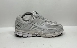 Nike Zoom Vomero 5 weiß weit grau Laufschuhe FQ7079-100 Herren 8,5/Damen 10 - Bild 1 von 8