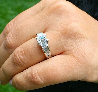 IGI Certified 14k White Solid Gold Emerald Diamond Engagement Ring And Band 2.00 - Image 1 of 4