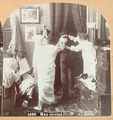 Мужчина выброшен 1901 стерео карта Sneaky извращенец избит женщин юмористический #4599 - Изображение 1 из 3