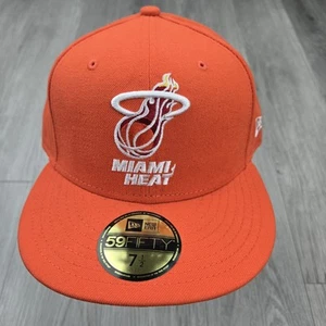 Gorra Miami Heat ajustada para hombre 7 1/2 NBA baloncesto madera dura clásica nueva era - Imagen 1 de 8