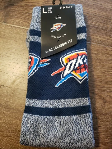Oklahoma City Thunder NBA Mens Socks Fits 6-12 PKWY Varsity Edition Crew OKC Cover