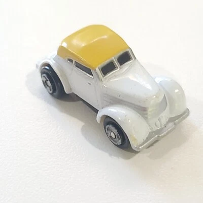 Vintage Micro Machines 1937 Cord White/Tan 1987 Galoob  - Image 1 of 4