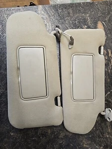 2003-2008 Infiniti FX35 Driver & Passenger Side Sun Visor Pair Set Cloth Lighted - Picture 1 of 5