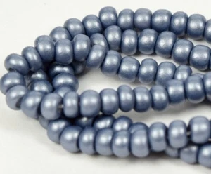 Cuentas de semillas de vidrio checo tamaño 6/0 "perla opaca peltre mate" hebras - Imagen 1 de 3