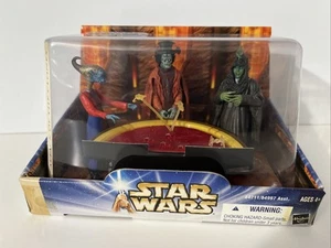 NEW 2003 STAR WARS ATTACK OF THE CLONES GEONOSIAN WAR CHAMBER 2 OF 2 NUTE GUNRAY - Picture 1 of 6