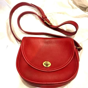 Bolso Bandolera COACH 9981 Watson Turnlock Cuero Rojo De Colección De Japón - Imagen 1 de 24