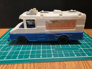 Strombecker S.W.A.T. Van No. 5009 1:32 Scale - Picture 1 of 7