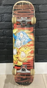 Skateboard vintage WORLD INDUSTRIES WET WILLY FLAME BOY THUMB WRESTLING completo - Foto 1 di 18