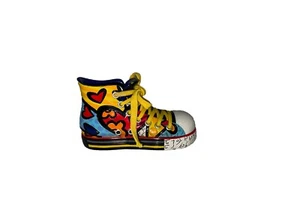 Romero Britto Vibrante Colorata Miniatura Scarpa Statuina Sneaker HTF RARA Pace - Foto 1 di 10