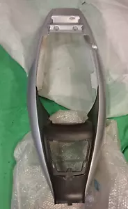 CARENA POST MALAGUTI F12 ARGENTO OPACO ORIGINALE NUOVO - Imagen 1 de 12