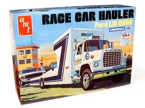 AMT/MPC AMT1316 - 1/25 Race Car Hauler Ford LN 8000 Louisville Line - Nuevo - Imagen 1 de 1