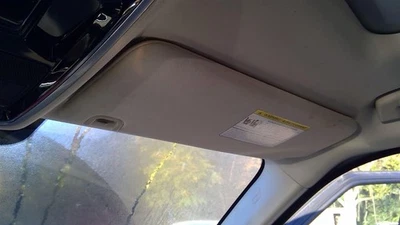 Used Right Sun Visor fits: 2016 Land rover Range rover sport single blade Right Foto 1 de 4