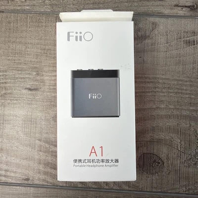 Amplificador de auriculares portátil FiiO A1 160 mAh - plateado Foto 1 de 4