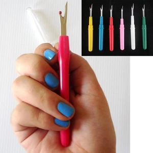 Stitch Ripper Plastic Handle Thread Seam Ripper Cutter Remover Sewing Craft Tool - Picture 1 of 1