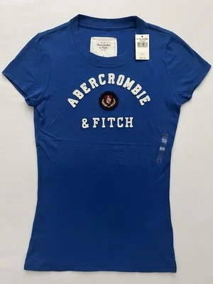 Camiseta para mujer Abercrombie & Fitch azul real con apliques gráfico logotipo A&F mediana Foto 1 de 4