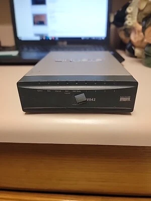 Cisco Linksys RV042 10/100 4 Port Dual WAN VPN Router Only Tested And Work - Image 1 of 2