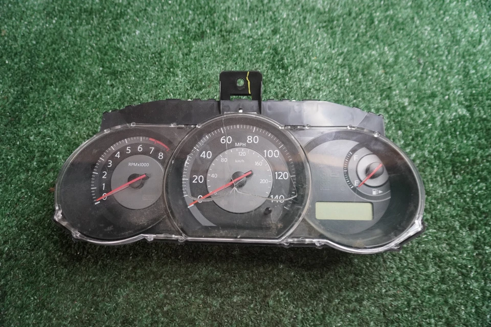 2009 Nissan Versa medidor de velocidade cluster fabricante de equipamento original 120K milhas 24810ZW41A - Imagem 1 de 4
