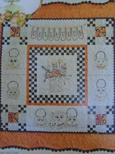 RARE! VINTAGE TRICK OR TREAT Quilt Pattern w/Hand Embroidery CRABAPPLE HILL - Picture 1 of 7